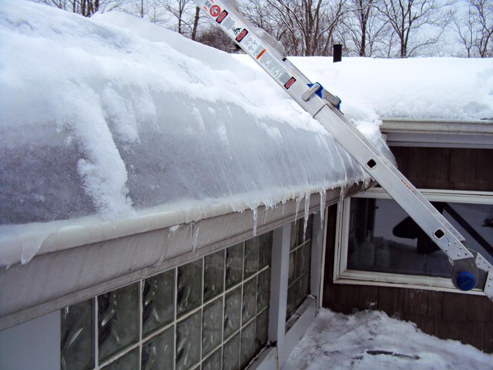 ice and snow dam